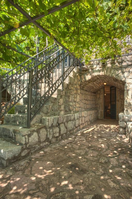 Holiday Home Neda Sveti Stefan Exterior foto